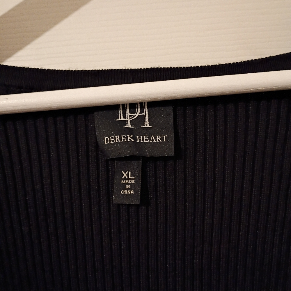 Derek Heart Black 🖤 Midi Sweater Dress - Picture 4 of 5